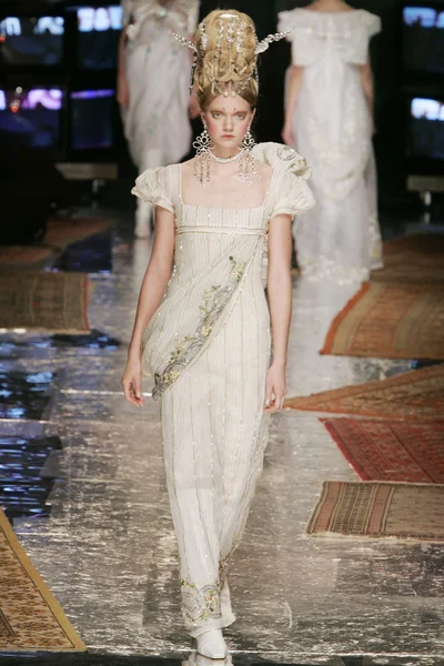Look 36
